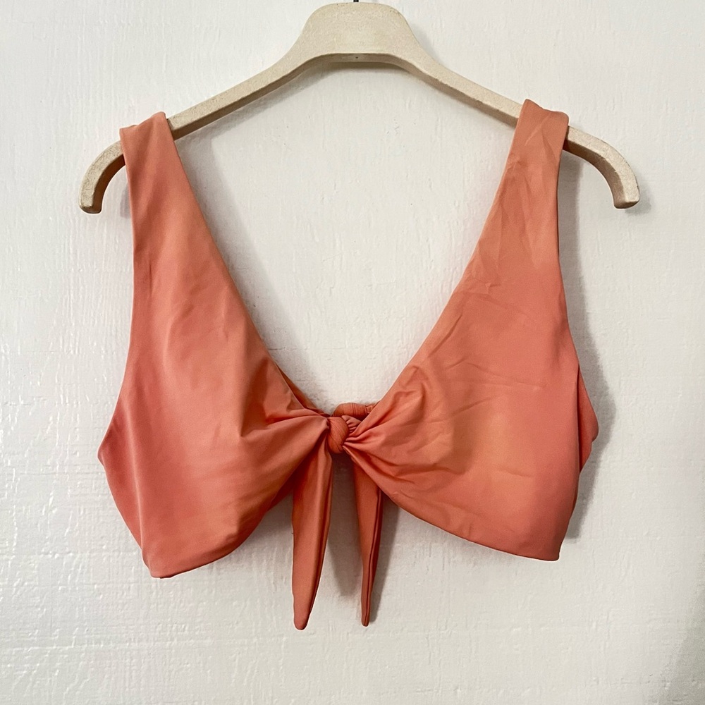 Dippin Daisy's Pink Front Tie Muse Bikini Top Swimwear Large
